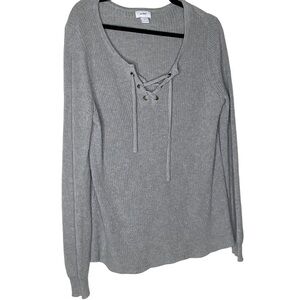 Old Navy grey long sleeve sweater. Size S
